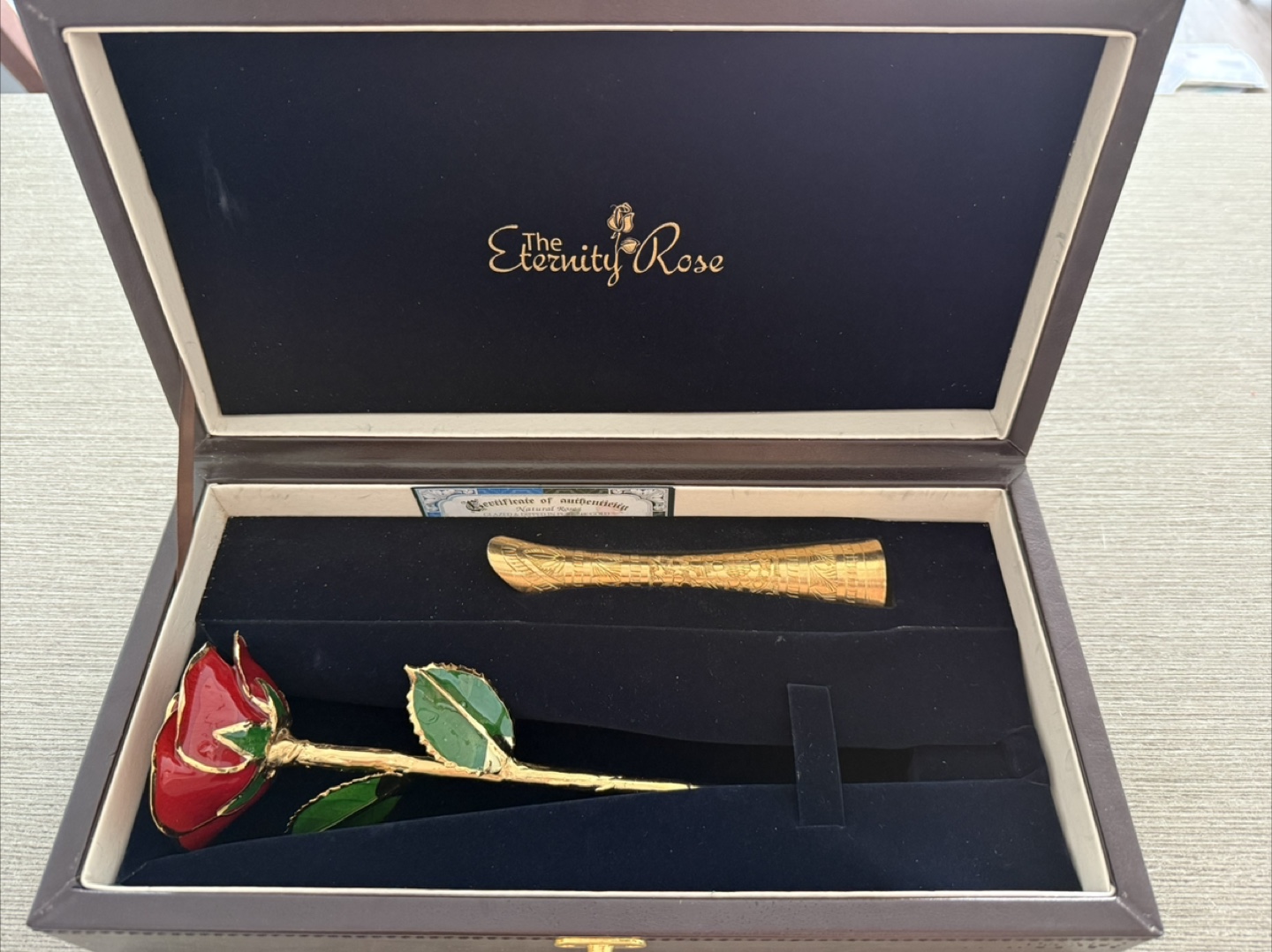 The Eternity Rose 24K Gold Dipped Rose - New in Box - photo 3