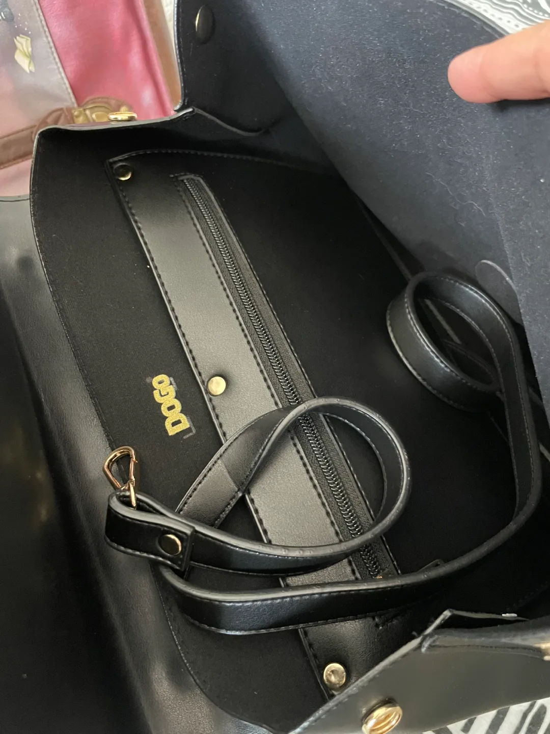 Dogo Owl Design Black Shoulder Bag image indicator(3)