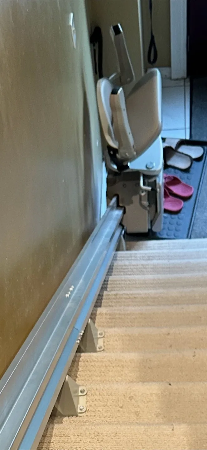Stair lift image indicator(2)