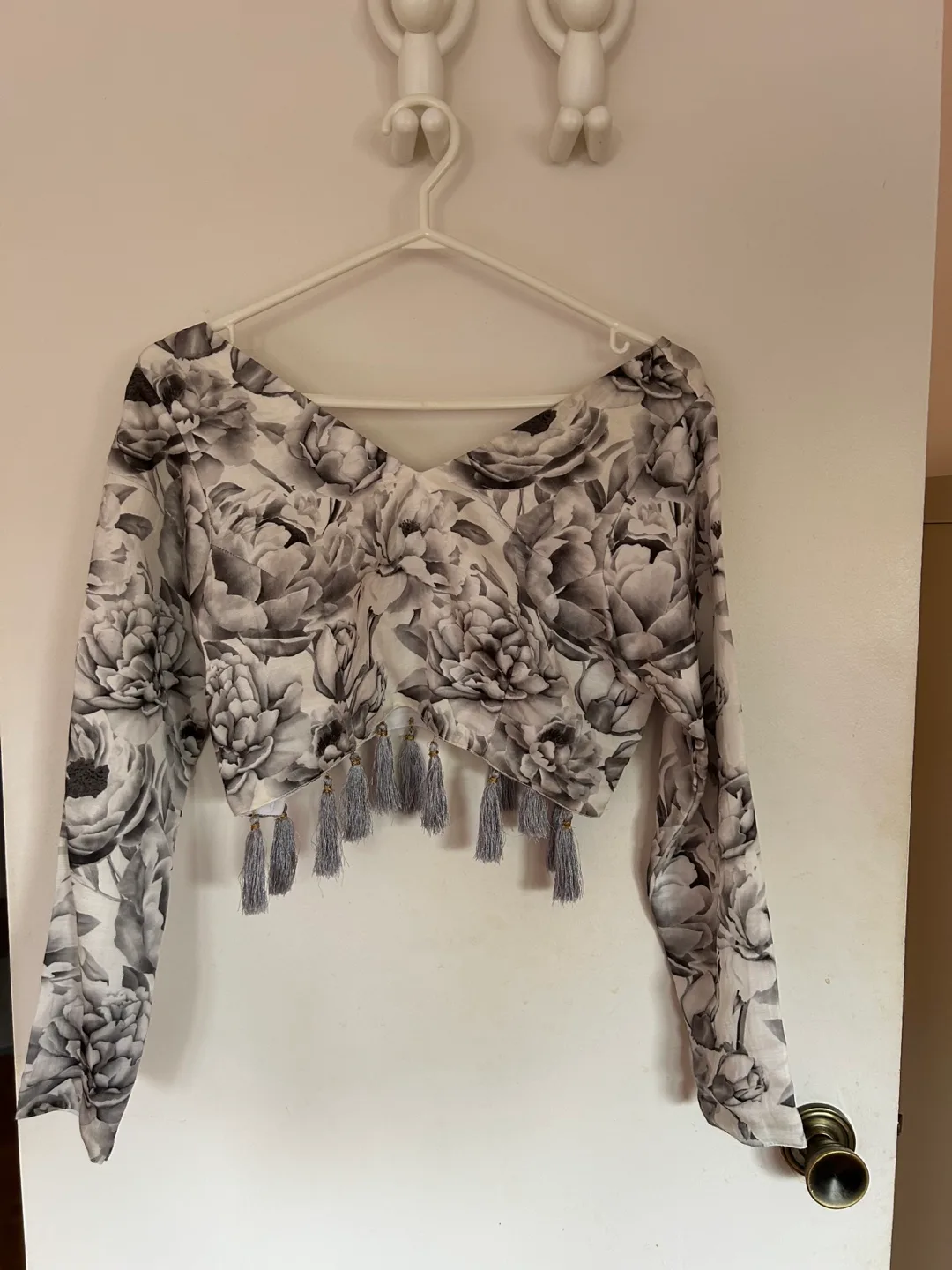 The Saree Room Floral Blouse (white and grey - size M) thumbnail