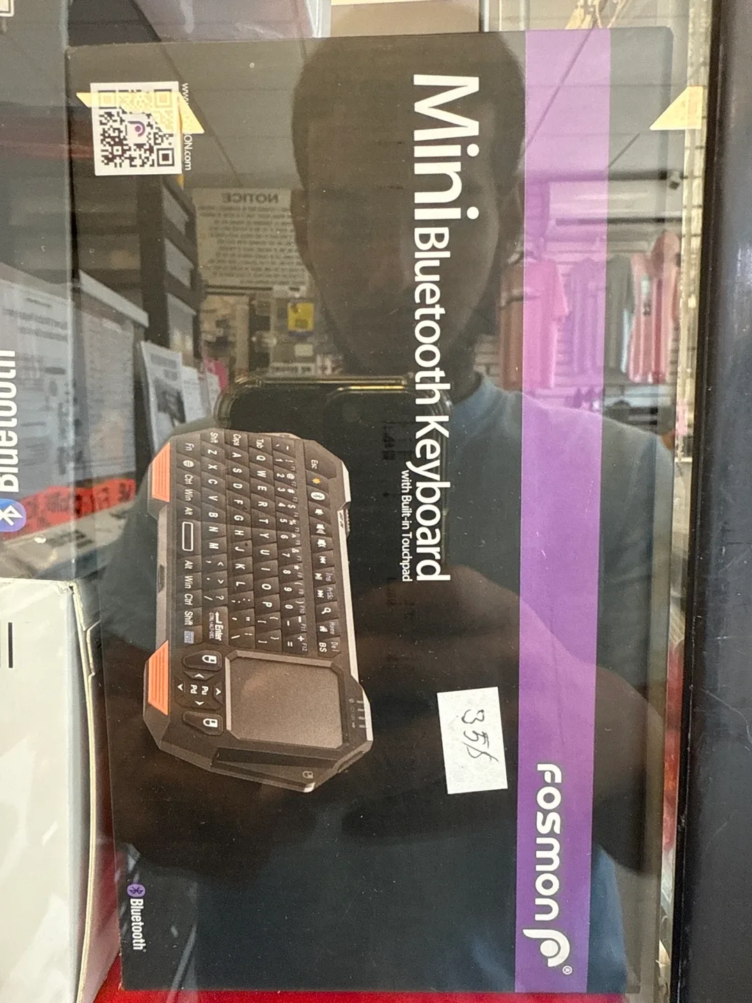 Fosmon Mini Bluetooth Keyboard with Touchpad thumbnail