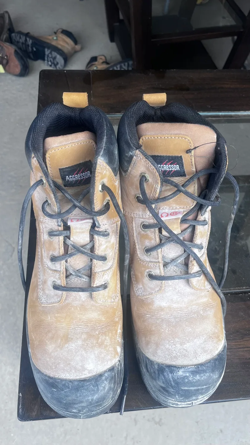 Aggressor Dakota-2 Work Boots - Size 10.5 thumbnail