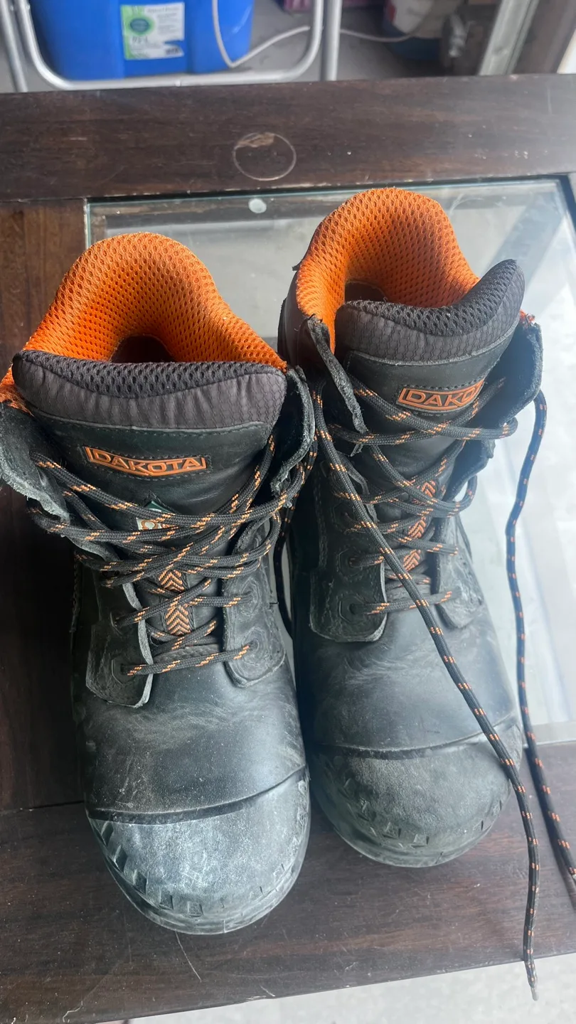 Dakota Work Boots - Size 8 thumbnail