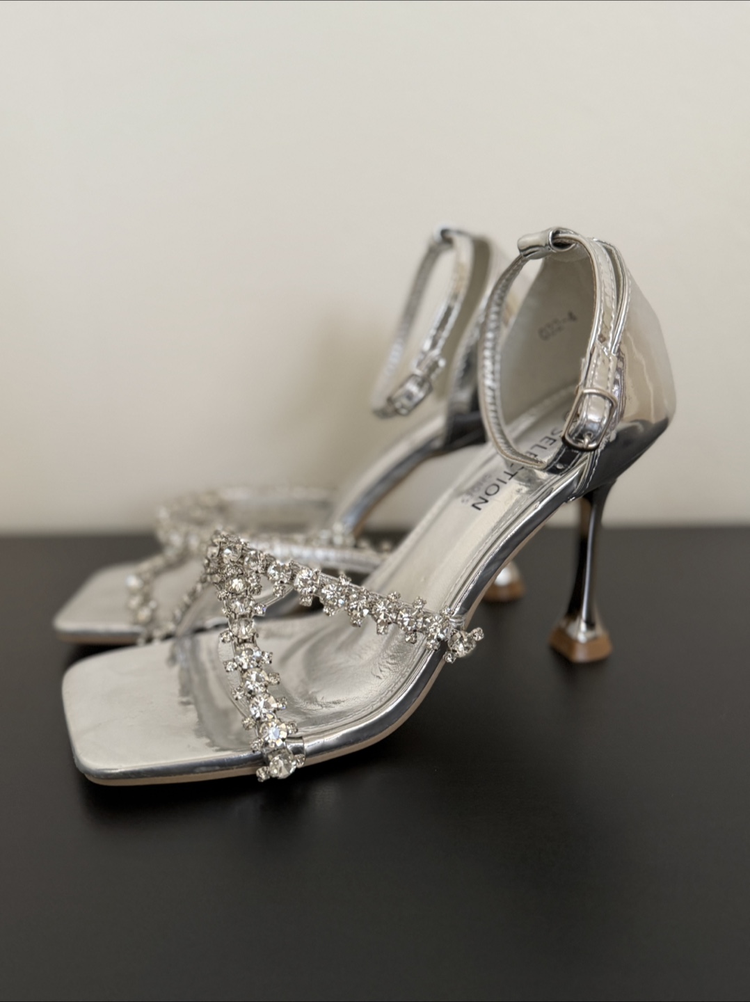 Selection Shoes Silver Heels, Size 7
