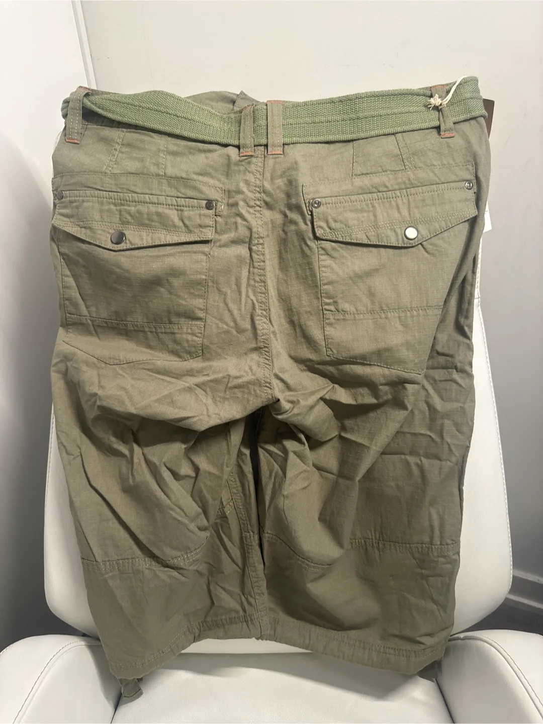 Urbanology Cargo Shorts Size 38 100% Cotton image indicator(5)