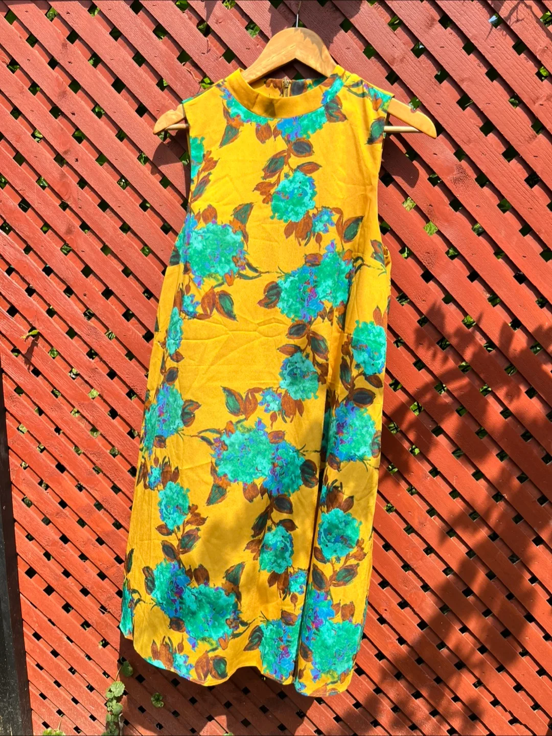 Yellow Floral Sleeveless Dress image indicator(10)