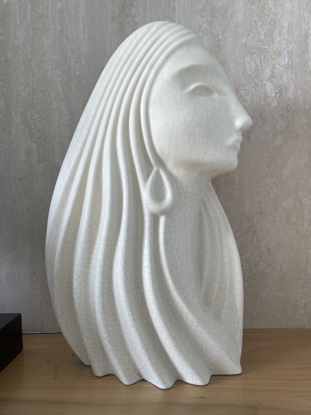 Decorative Statues - photo 3
