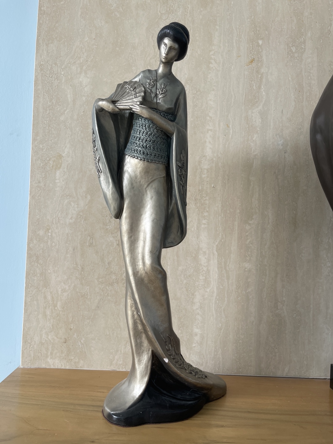 Decorative Statues - photo 4