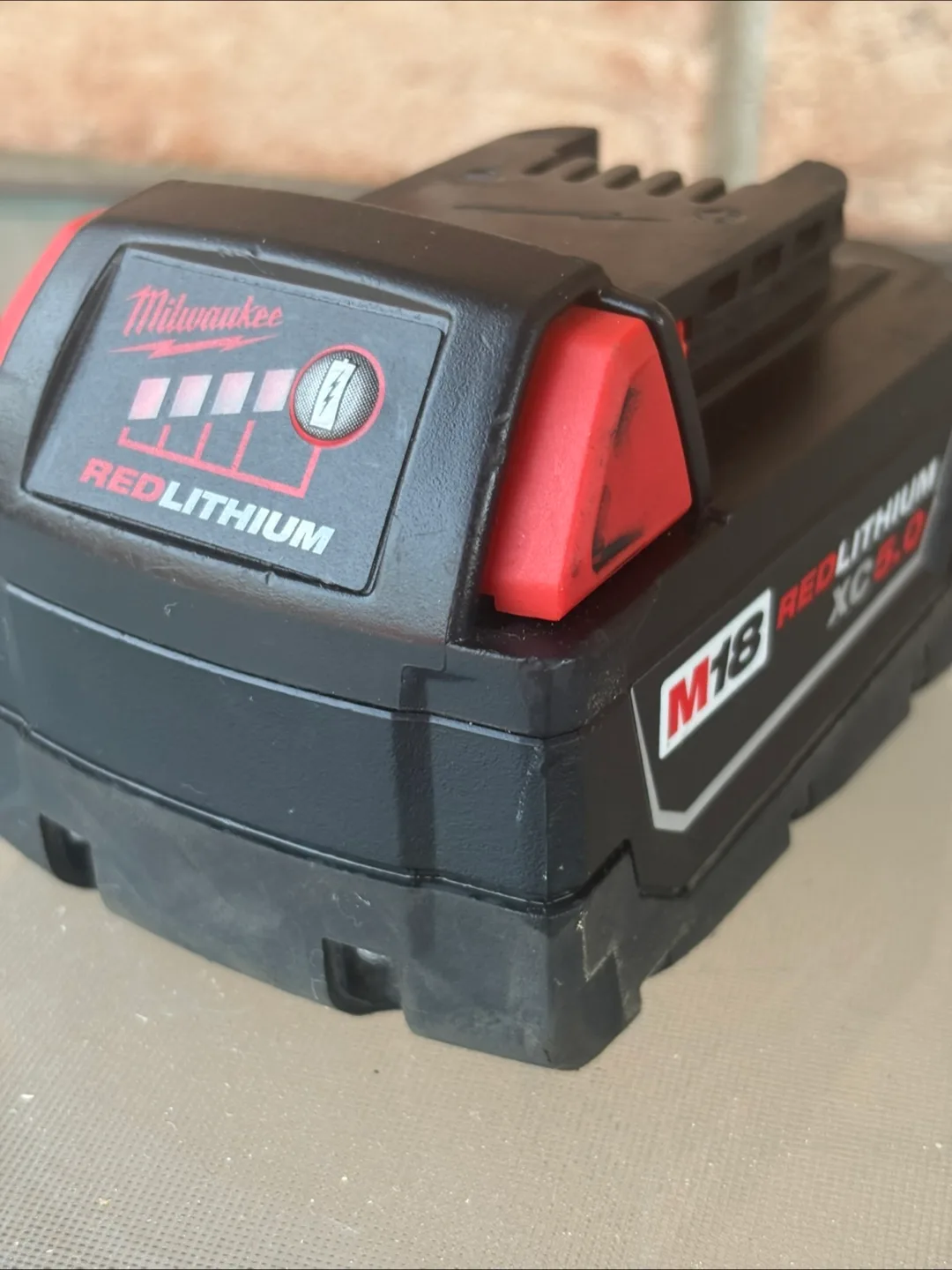 Milwaukee M18 RedLithium XC5.0 Battery thumbnail