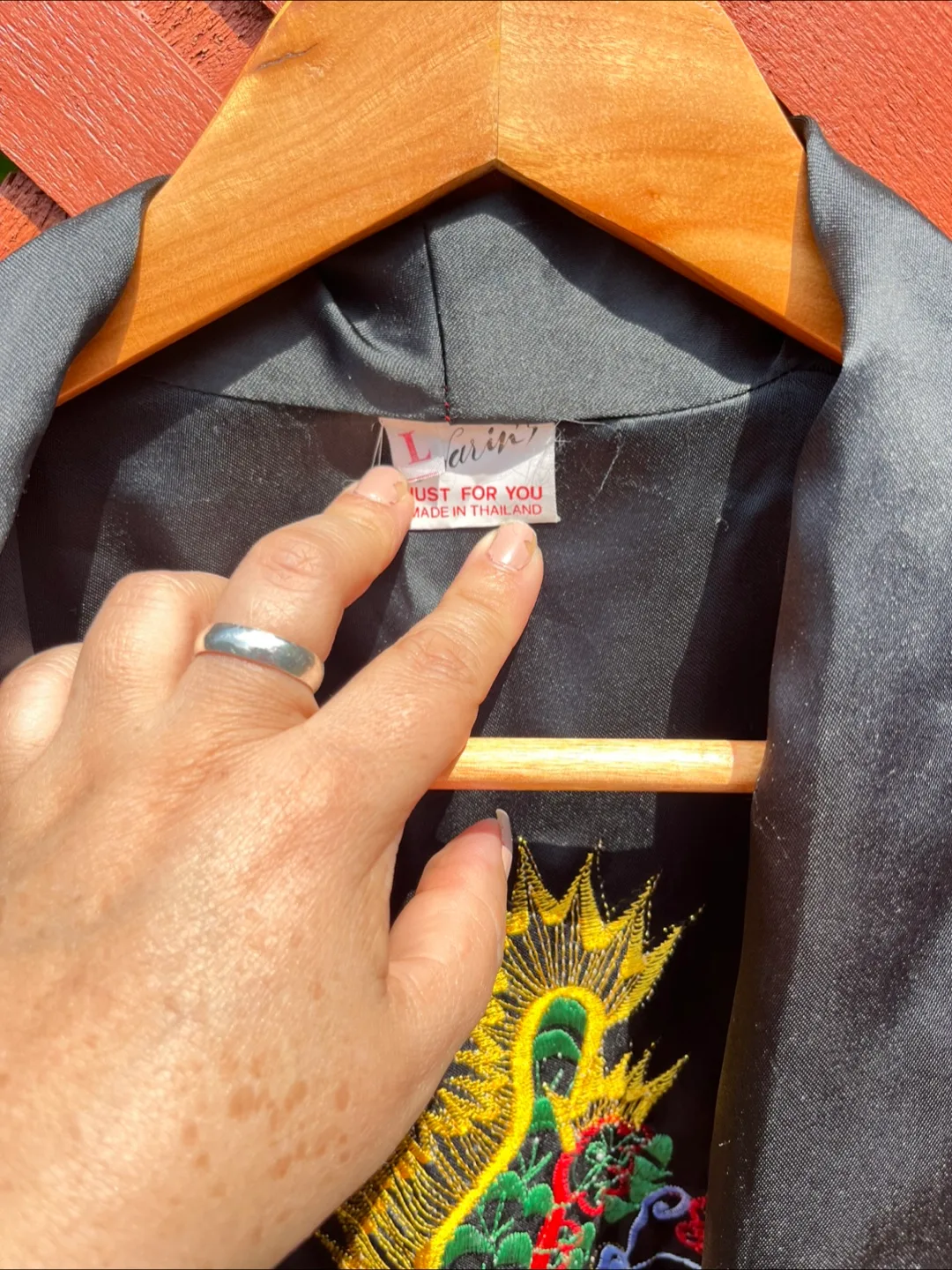 Wearin' Just For You Red Dragon Robe image indicator(4)