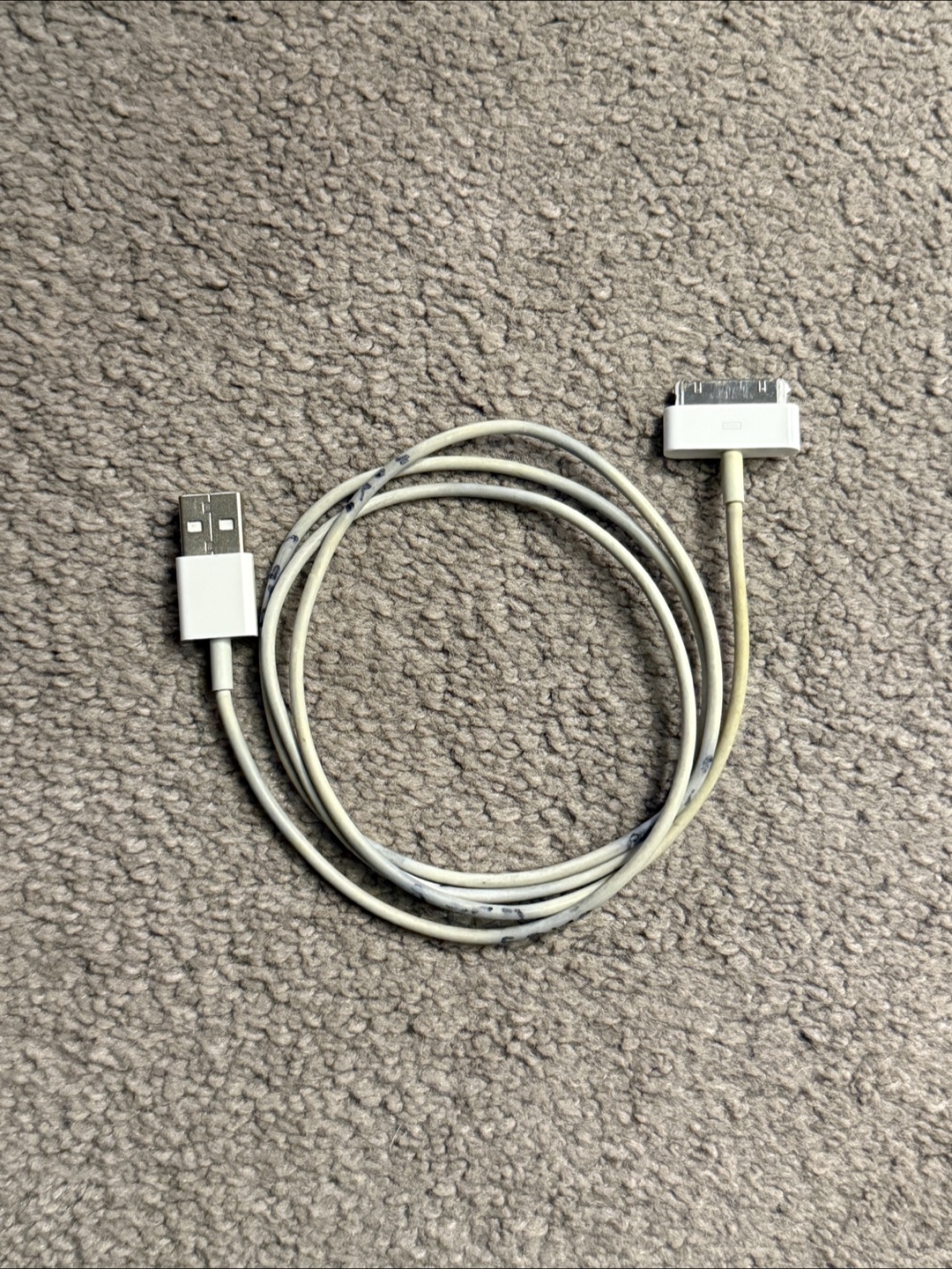 iPad 16GB with Case and Charger - photo 5