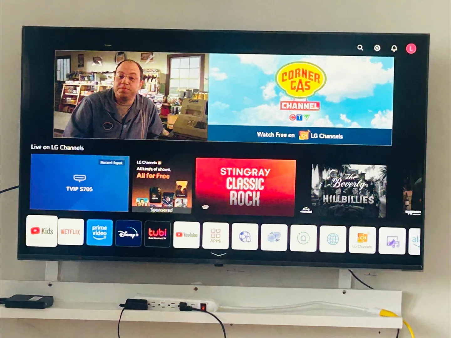 LG TV - Great Condition thumbnail