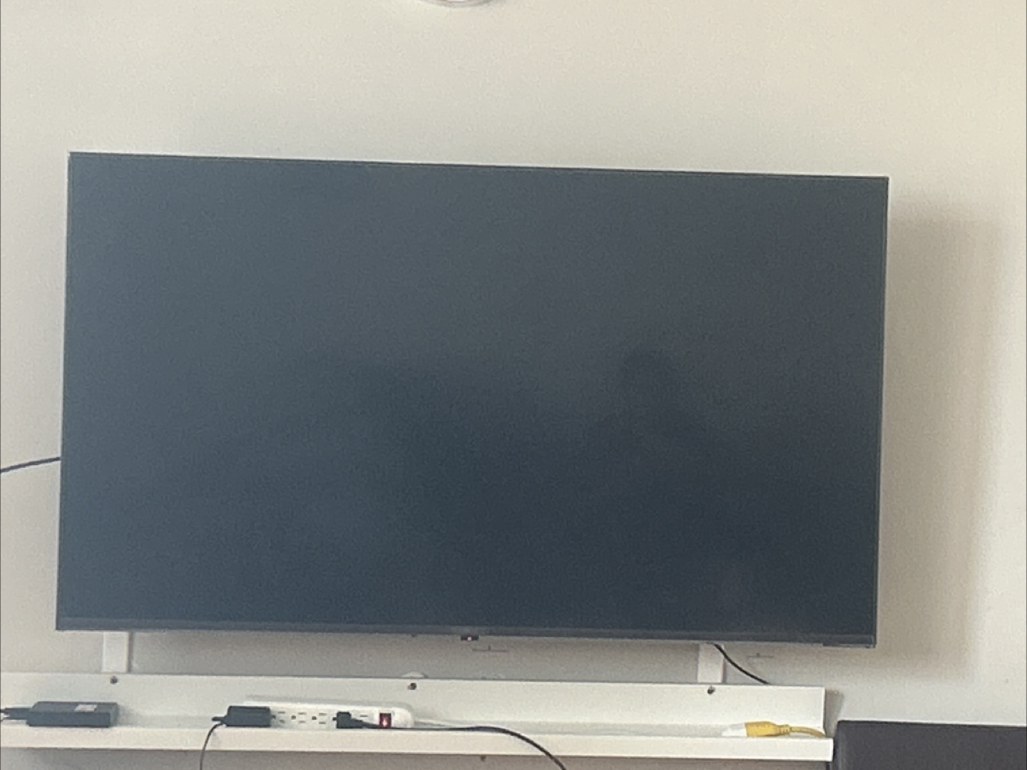 LG TV - Great Condition - photo 2