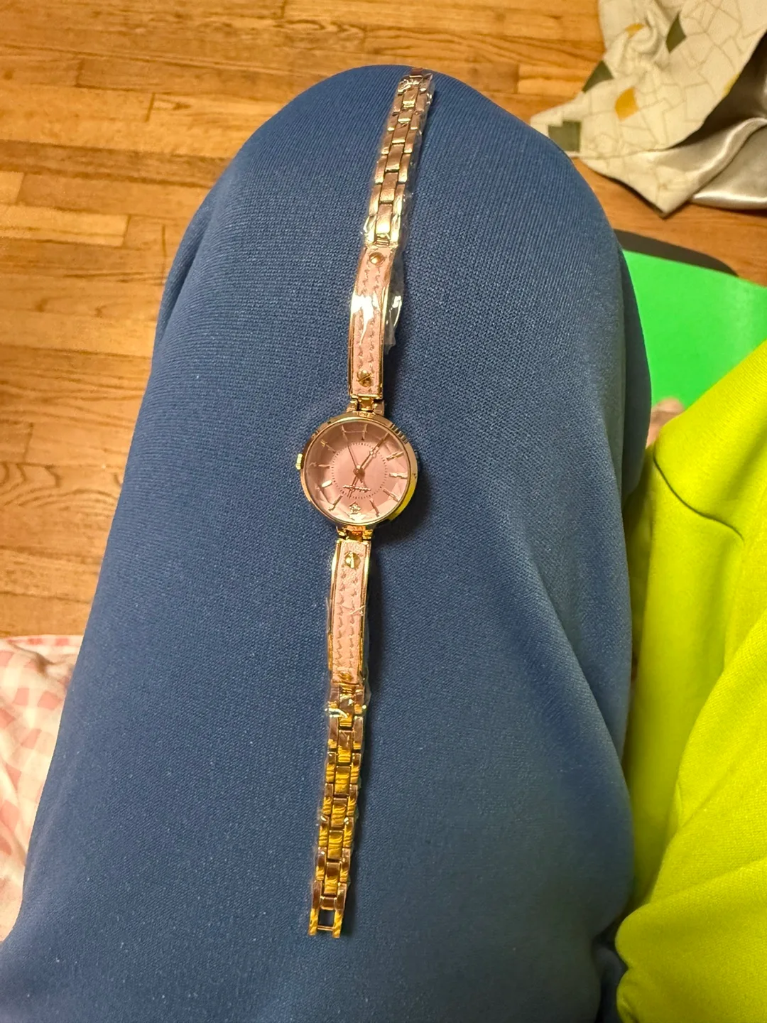 Wristwatches image indicator(10)