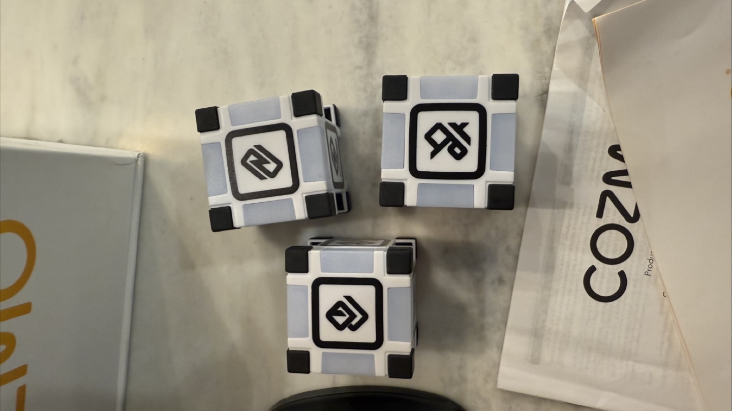 Cozmo Robot by Anki – Complete Set (with partial box) 🤖 - photo 3