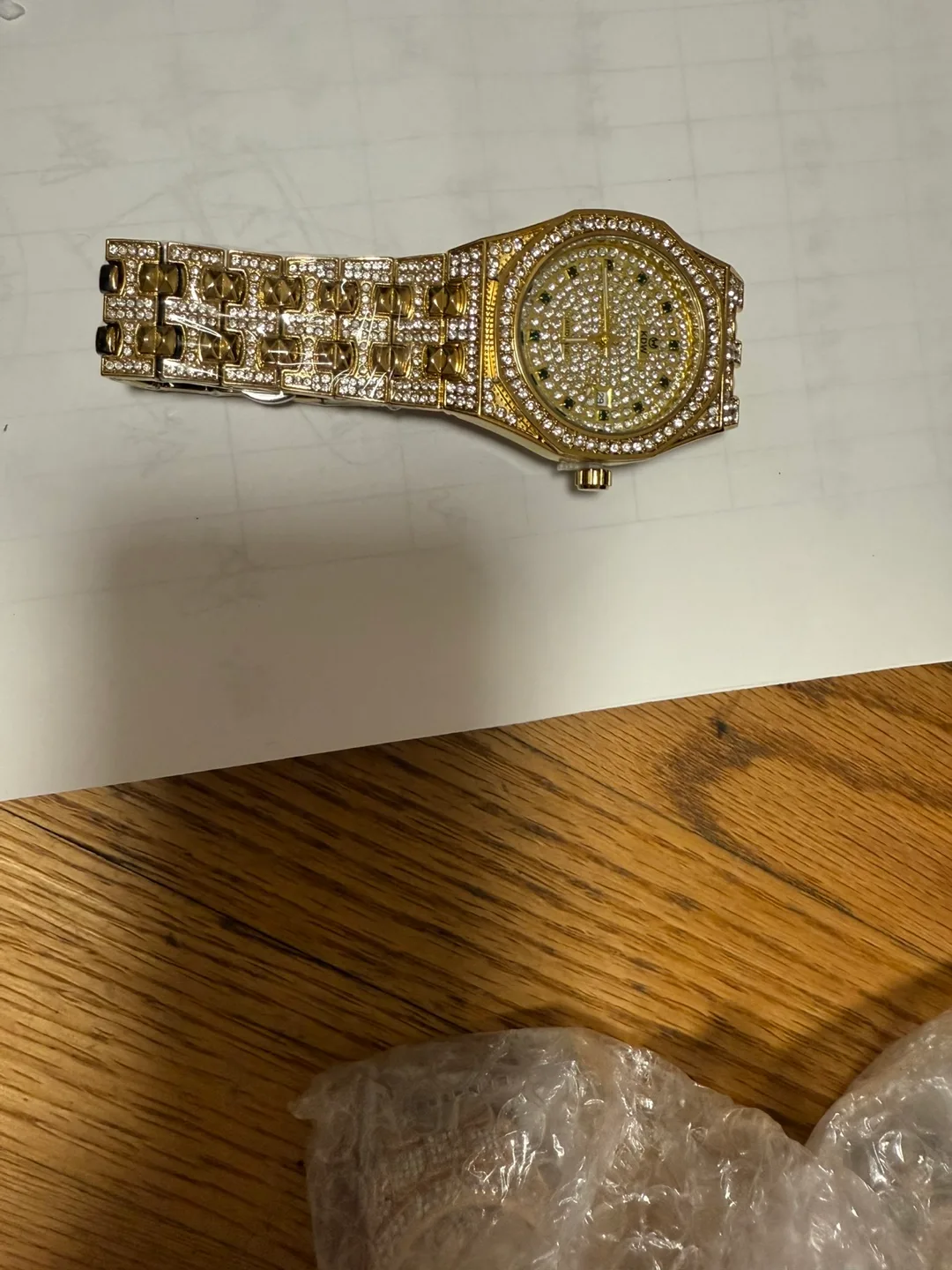 Gold/Silver Diamond Watch image indicator(3)