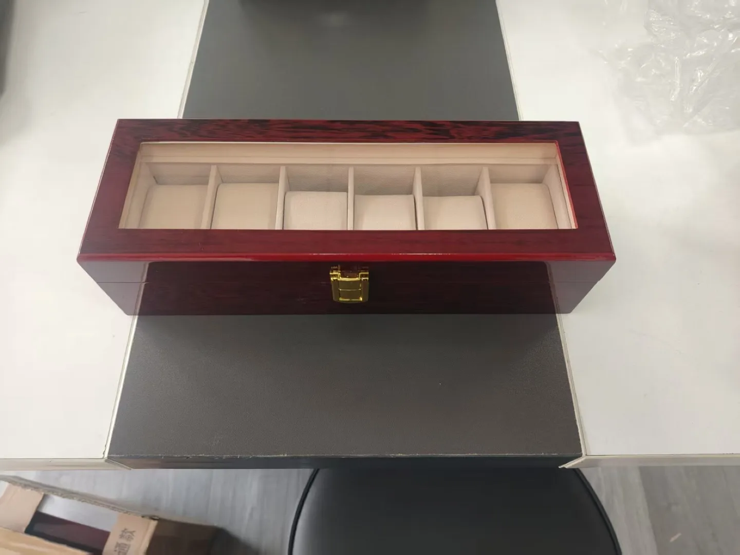 Watch Display Case image indicator(6)