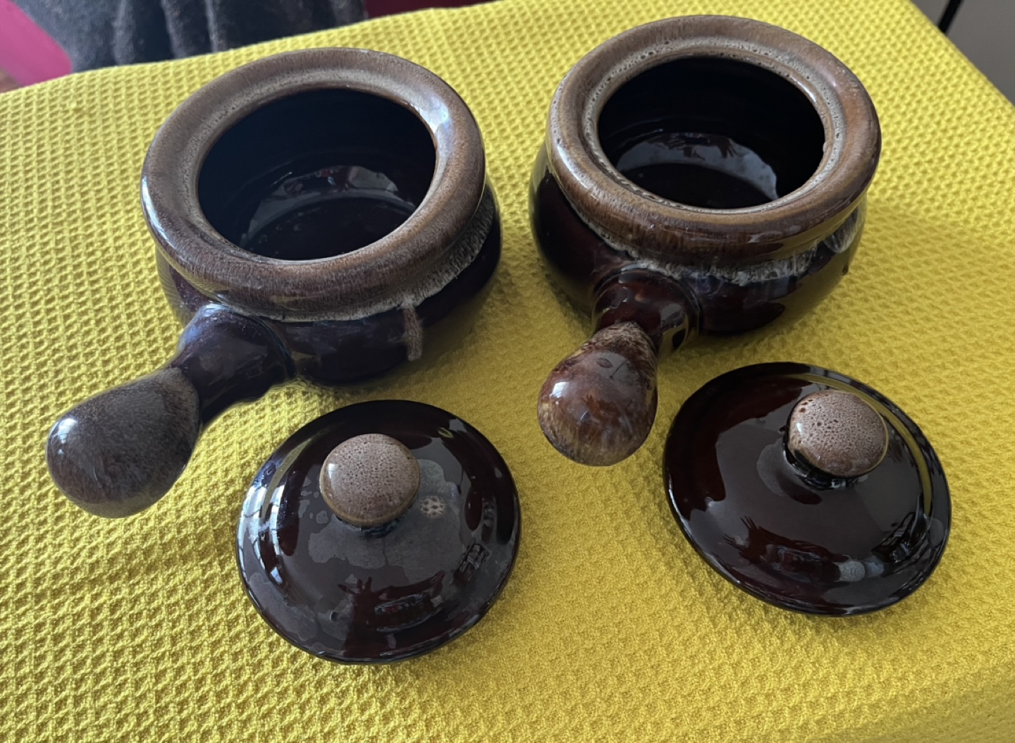 Vintage French onion soup bowls with lids (set of 2) - photo 3