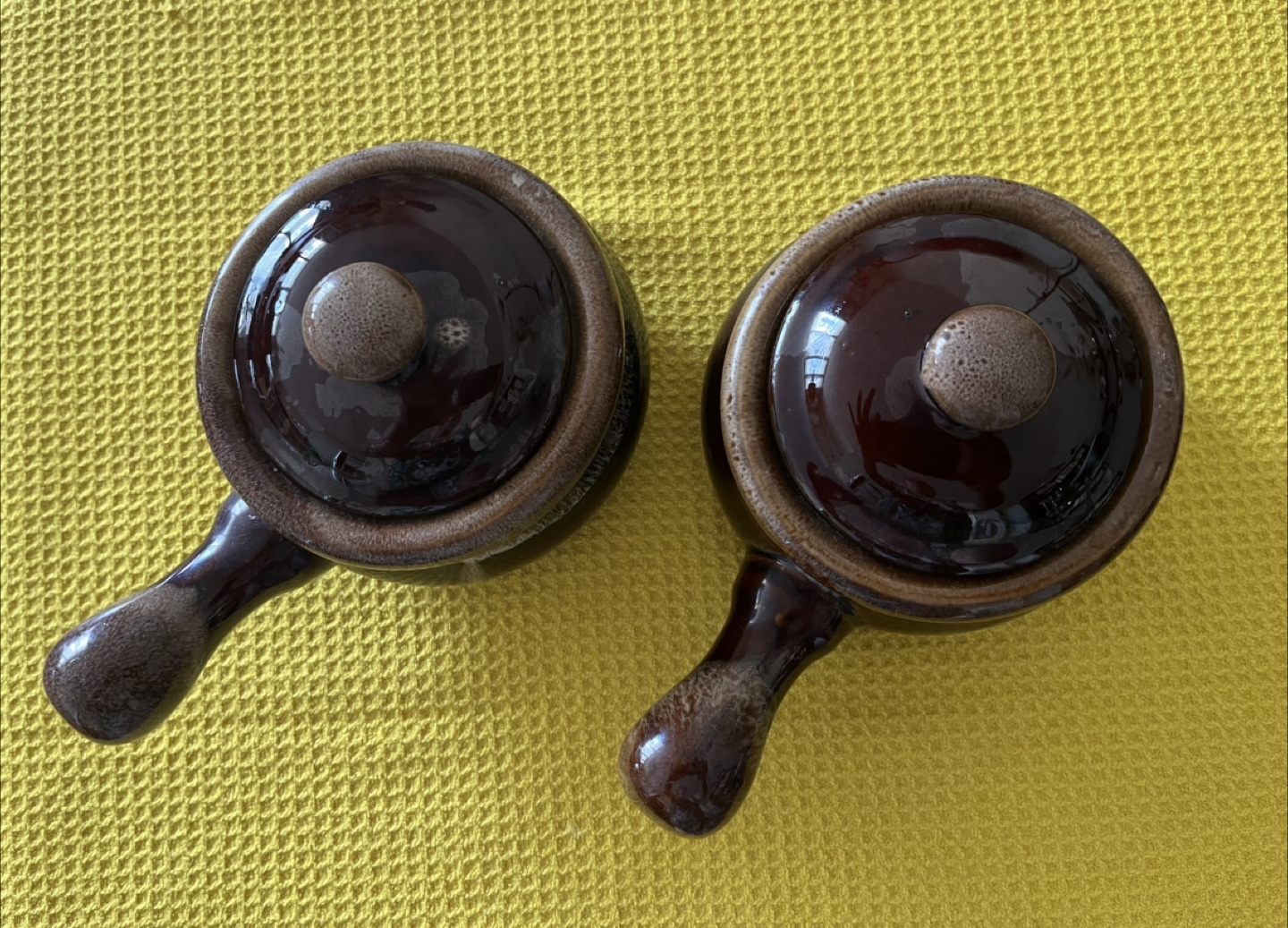 Vintage French onion soup bowls with lids (set of 2) - photo 2