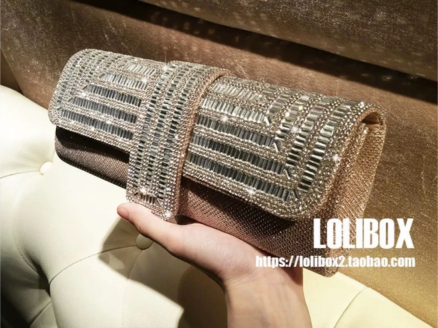 Unique Box Clutch Purse image indicator(7)