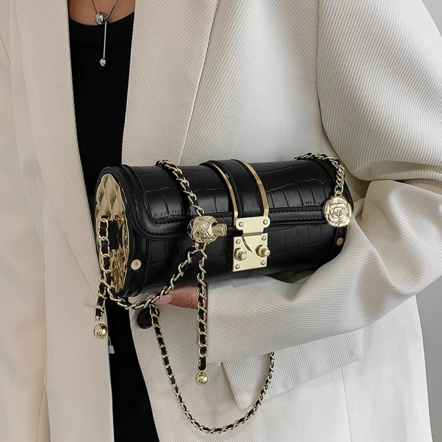 Unique Box Clutch Purse image indicator(2)