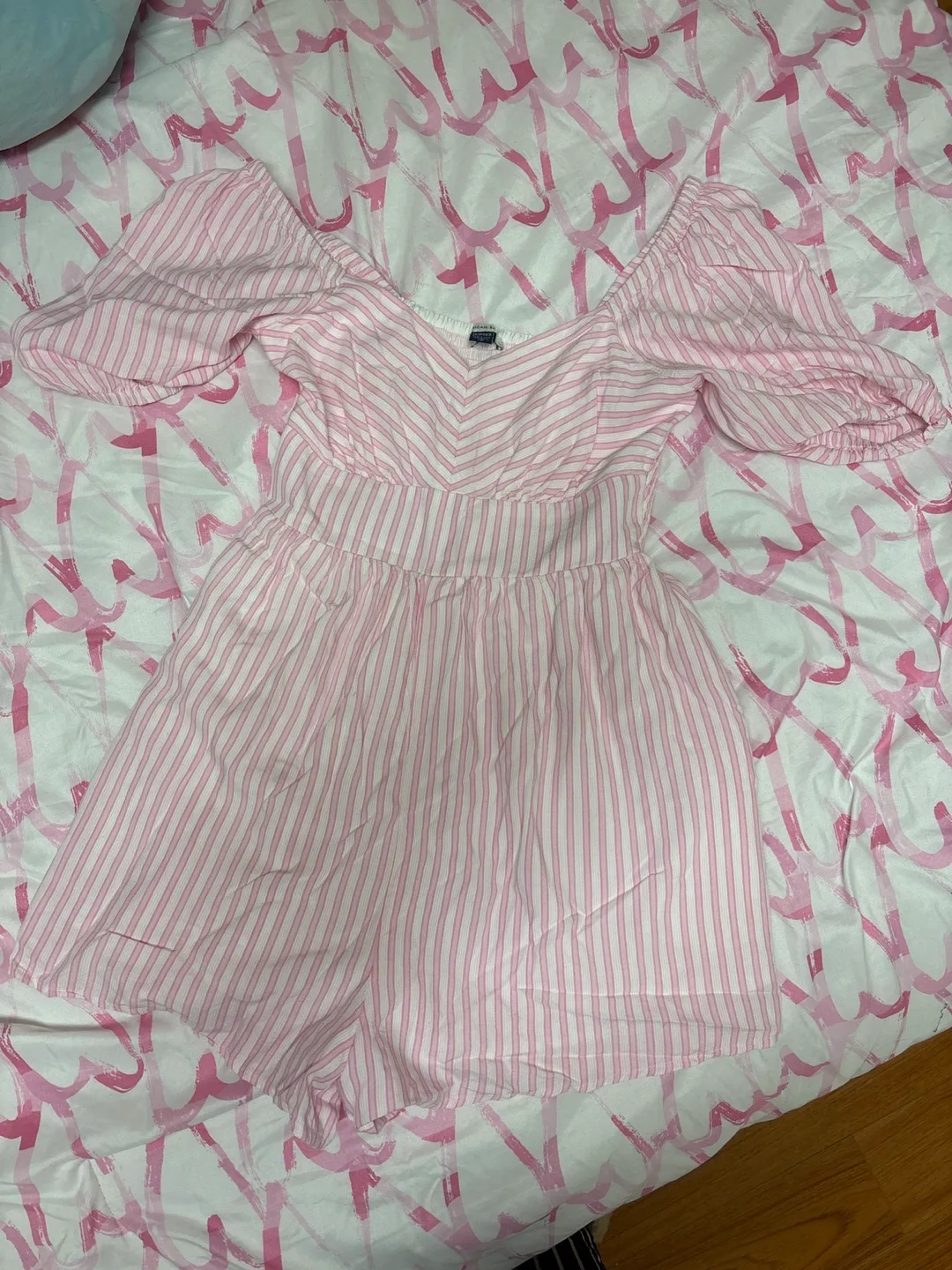 American Eagle XS Pink Striped Romper thumbnail