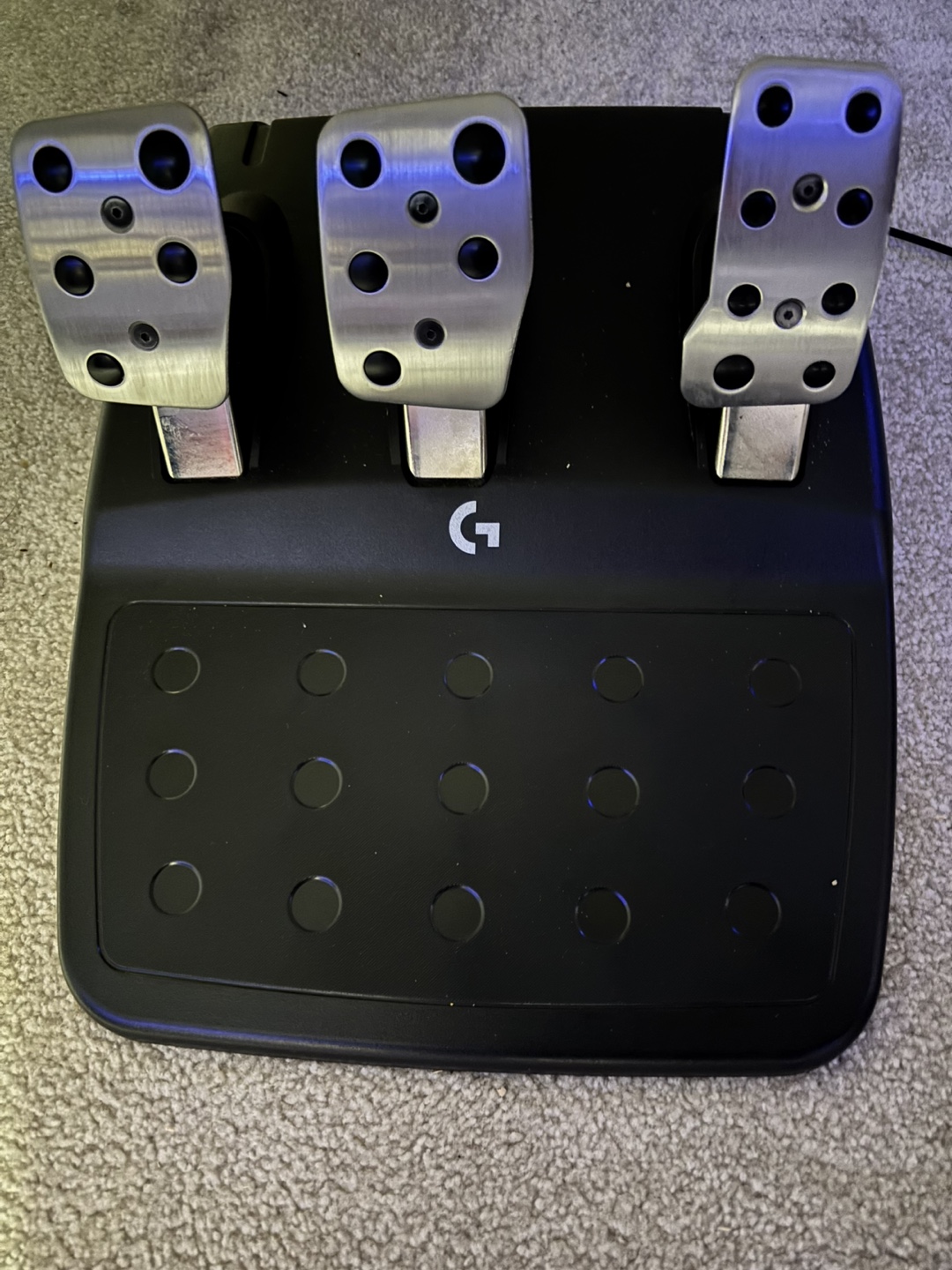 Logitech G923 with Pedals - photo 2