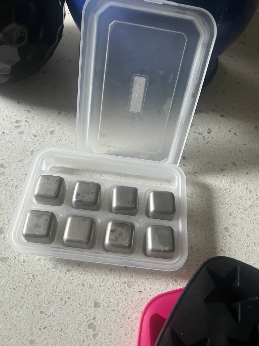 Ice Cube Molds - Star & Triangle & Chilling Stones image indicator(4)