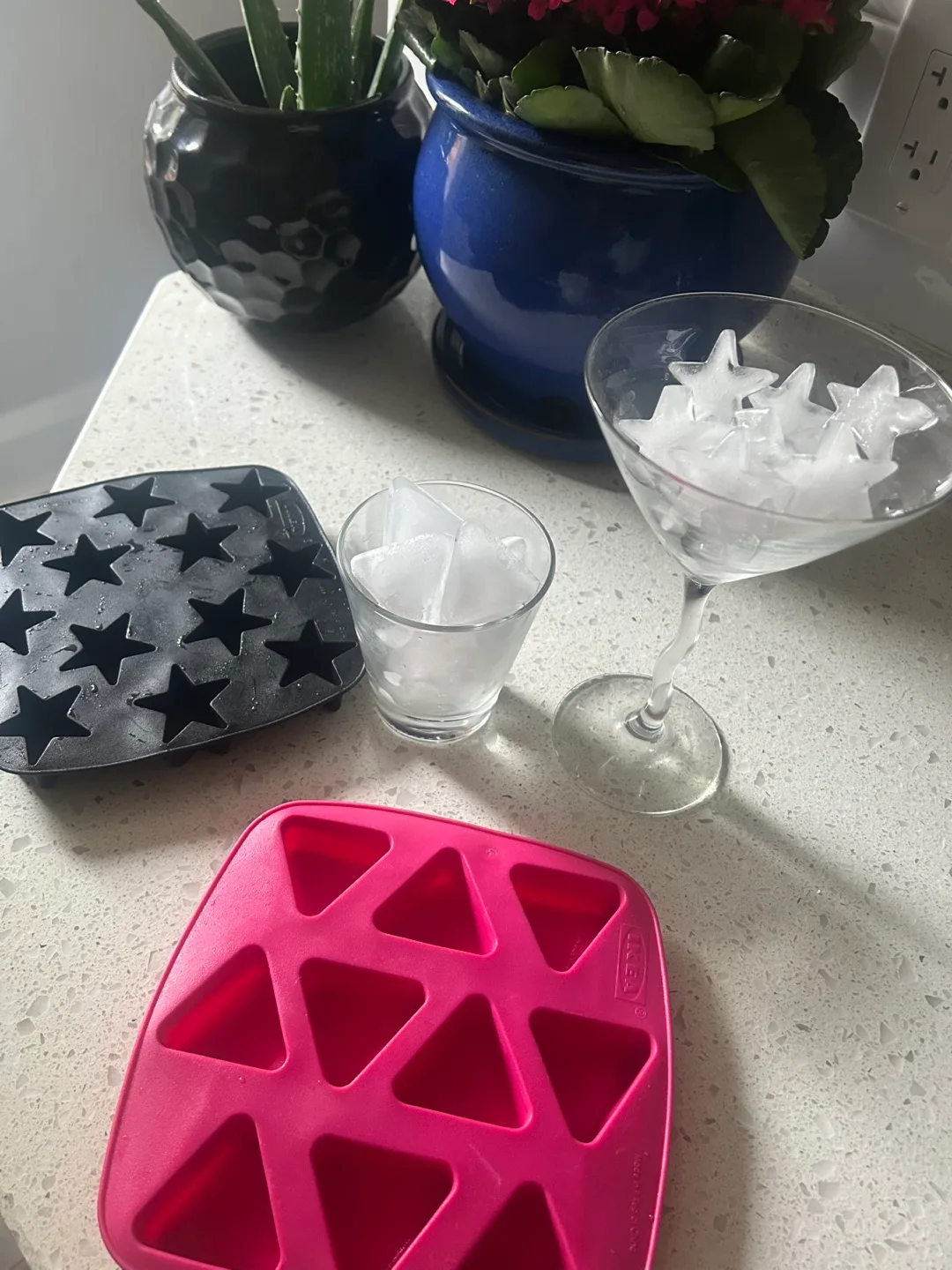 Ice Cube Molds - Star & Triangle & Chilling Stones image indicator(5)