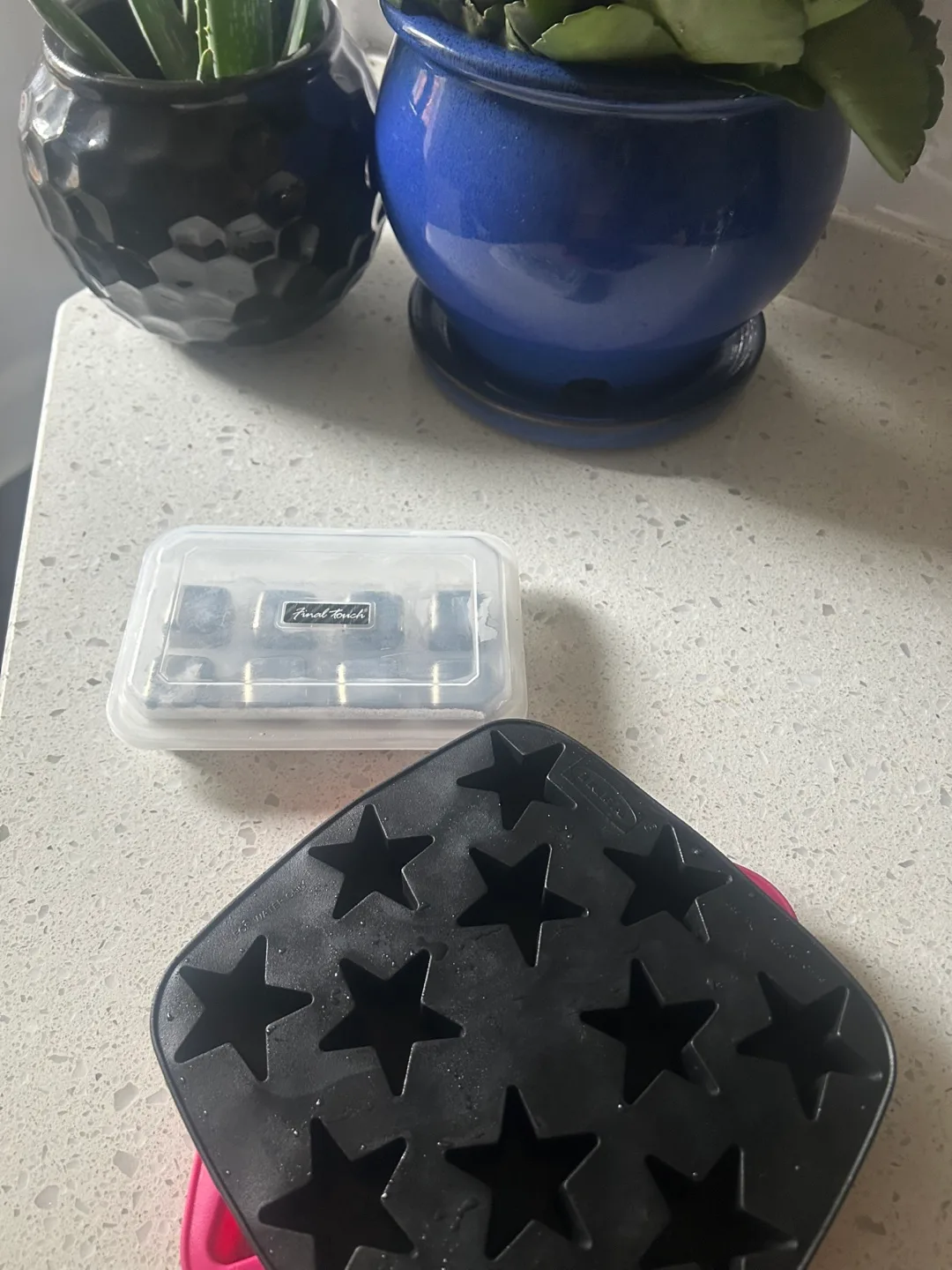 Ice Cube Molds - Star & Triangle & Chilling Stones image indicator(3)