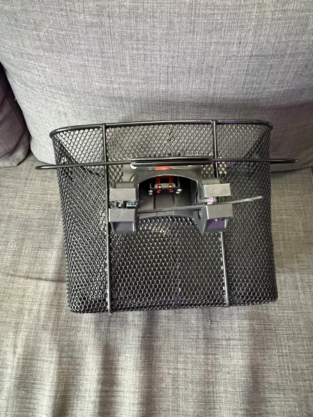 Supercycle Quick-Release Wire Basket - Like New! image indicator(5)