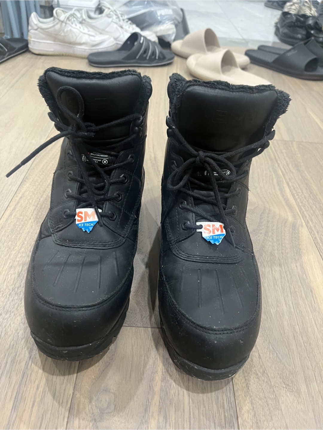 Wheeler Black Winter Boots - Size 11 - photo 2