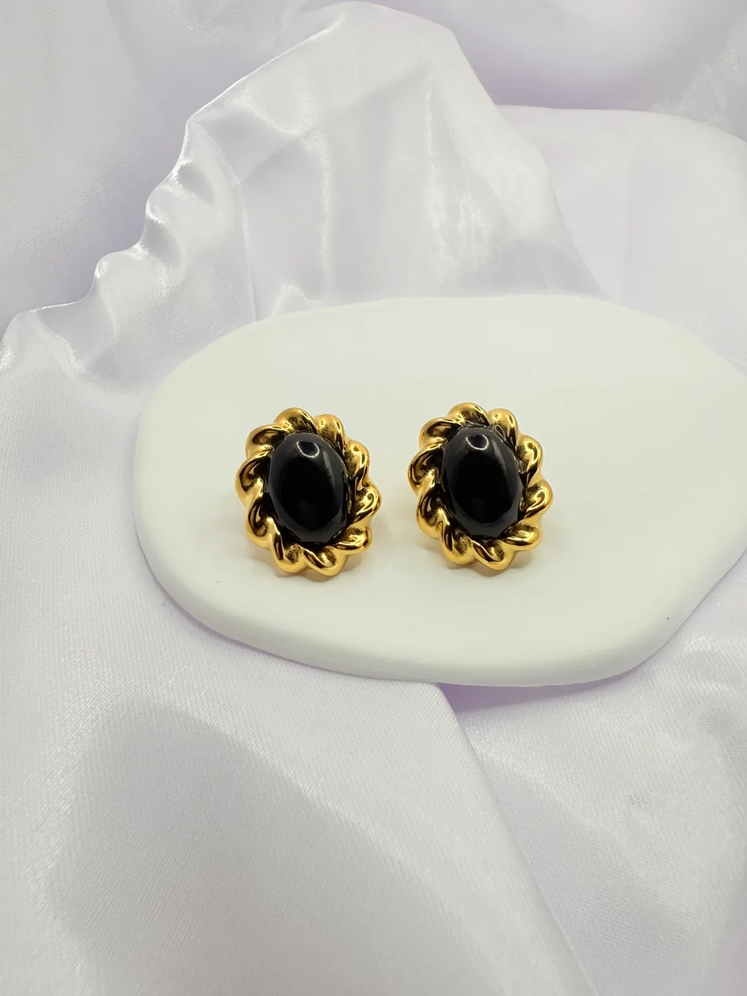 Gold Tone & Black Cabochon Earrings thumbnail