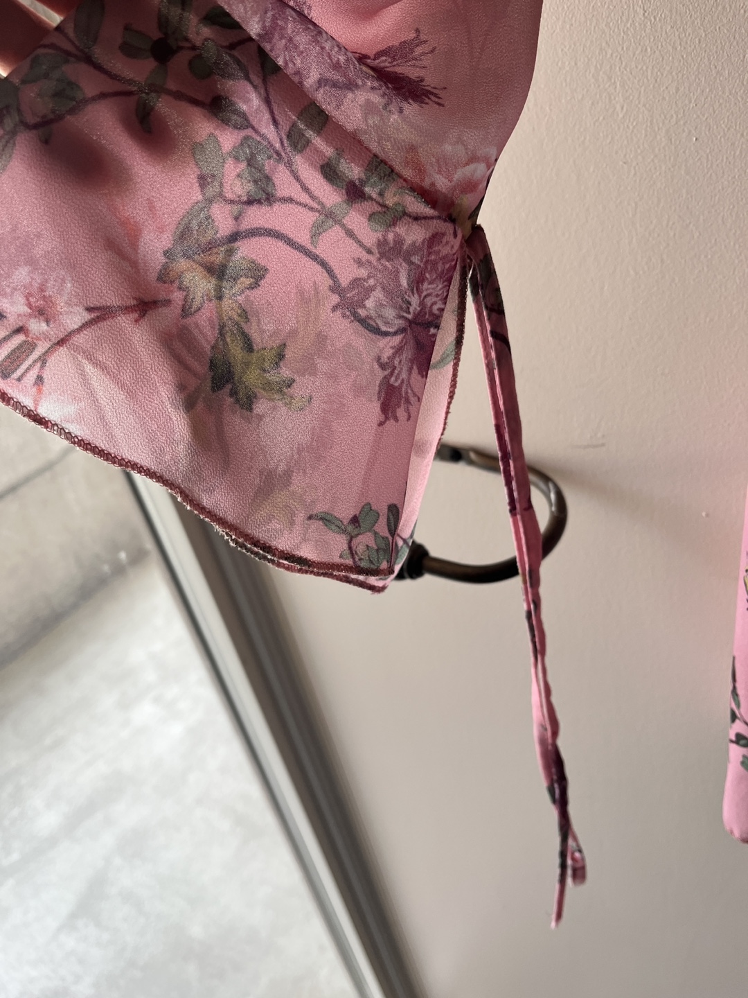 Floral Pink Long Blouse Button Up Women’s Shirt Size Small - photo 3
