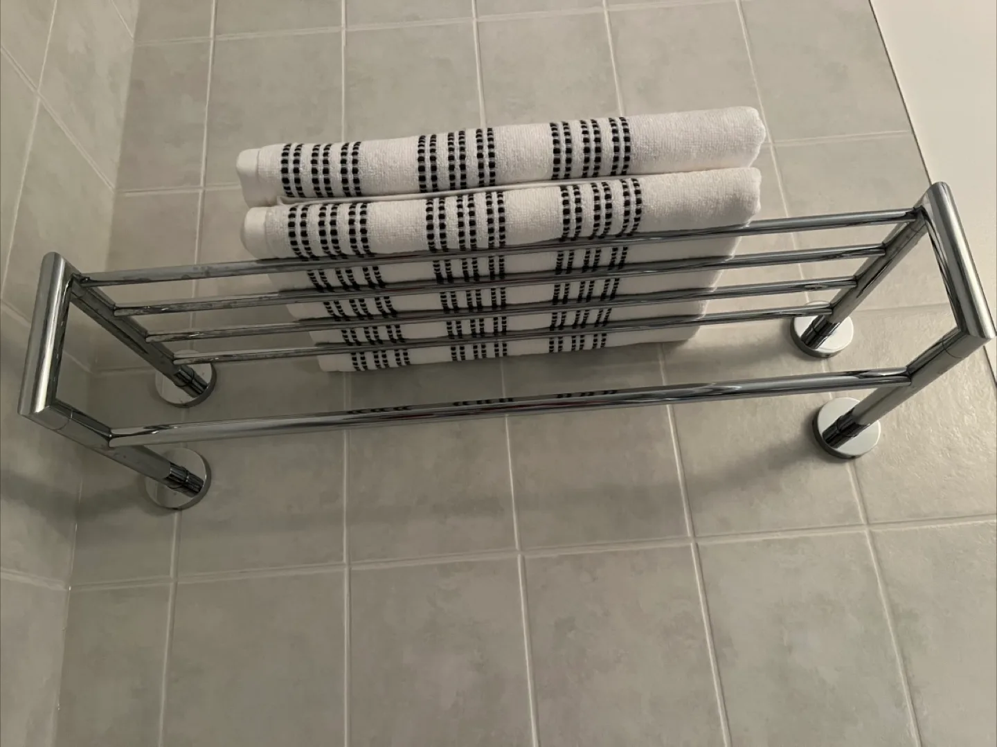 Chrome Towel Rack from Gingers image indicator(2)