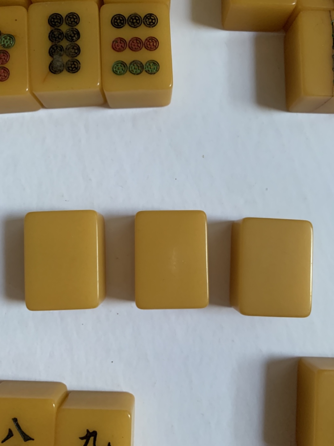 Vintage Mahjong Set with Case from Hong Kong circa 1950 - photo 4