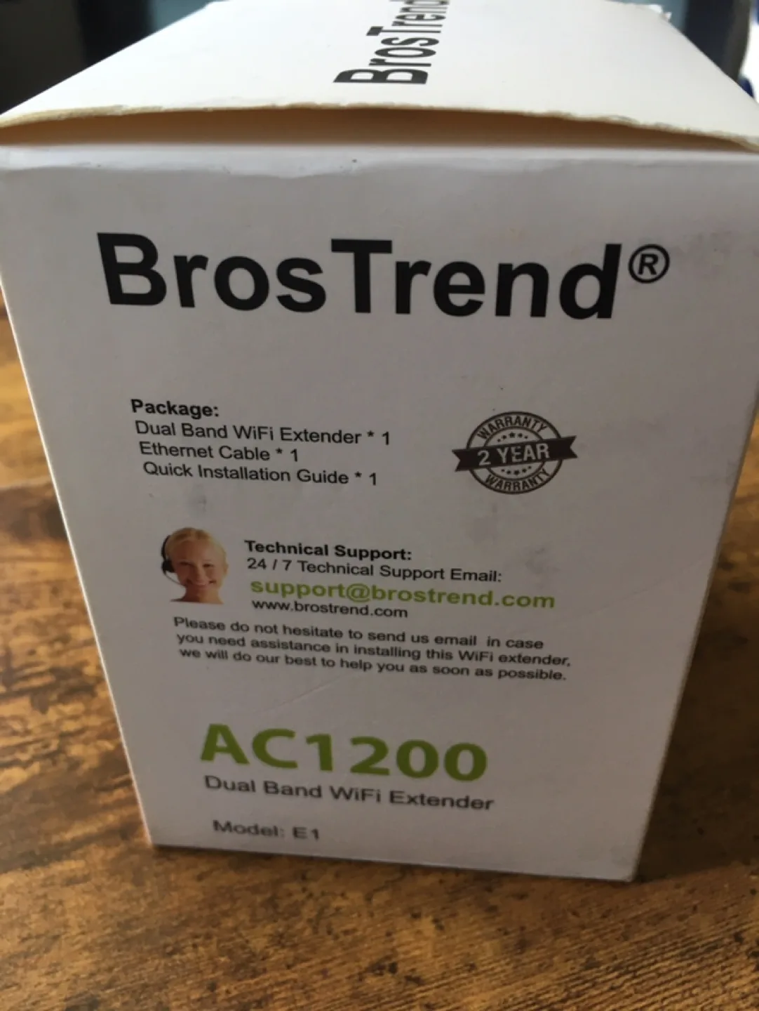 BrosTrend AC1200 Dual Band WiFi Extender - New in Box image indicator(2)