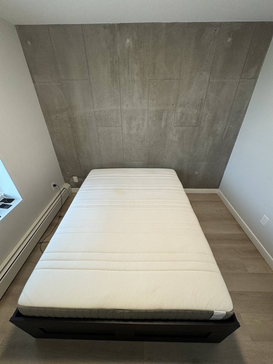 Queen Size IKEA Brimnes Bed Frame with 4 drawers and Mattress - photo 5