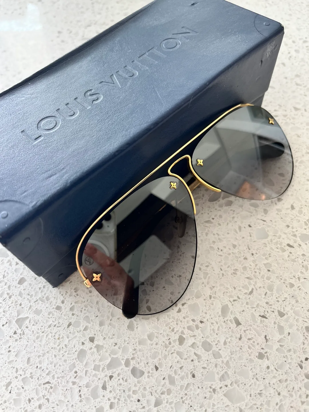 Louis Vuitton Aviator Sunglasses image indicator(4)