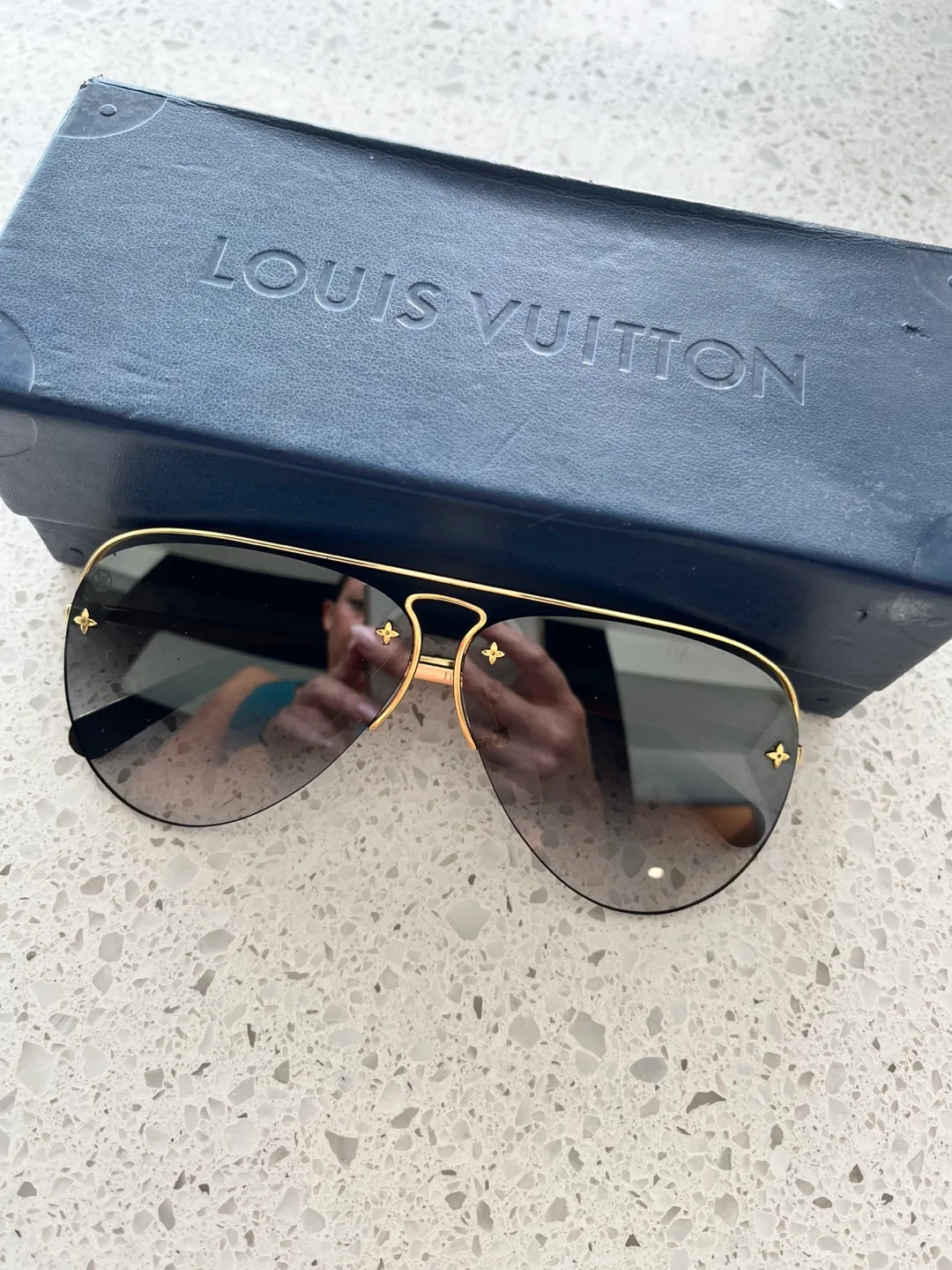 Louis Vuitton Aviator Sunglasses image indicator(5)