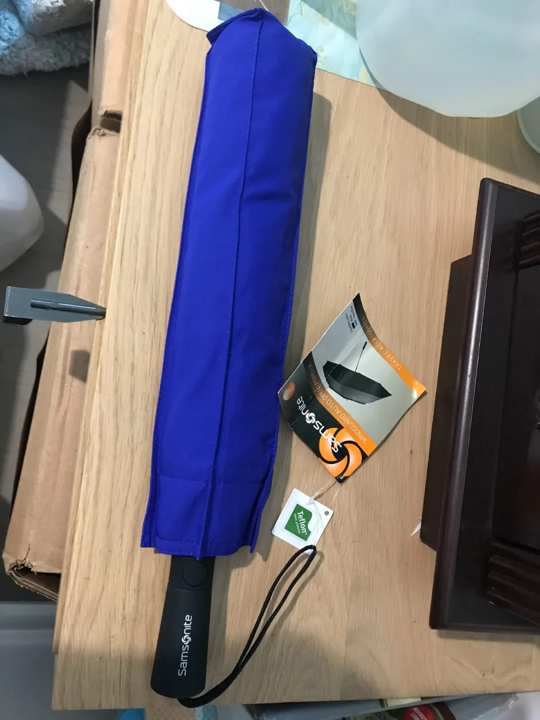 Samsonite Windguard Auto Open/Close Umbrella - Blue thumbnail