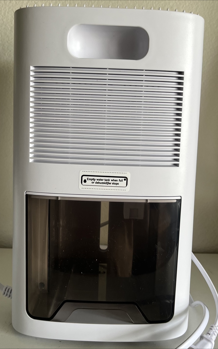 KNKA CS06 Dehumidifier - Like New! - photo 2