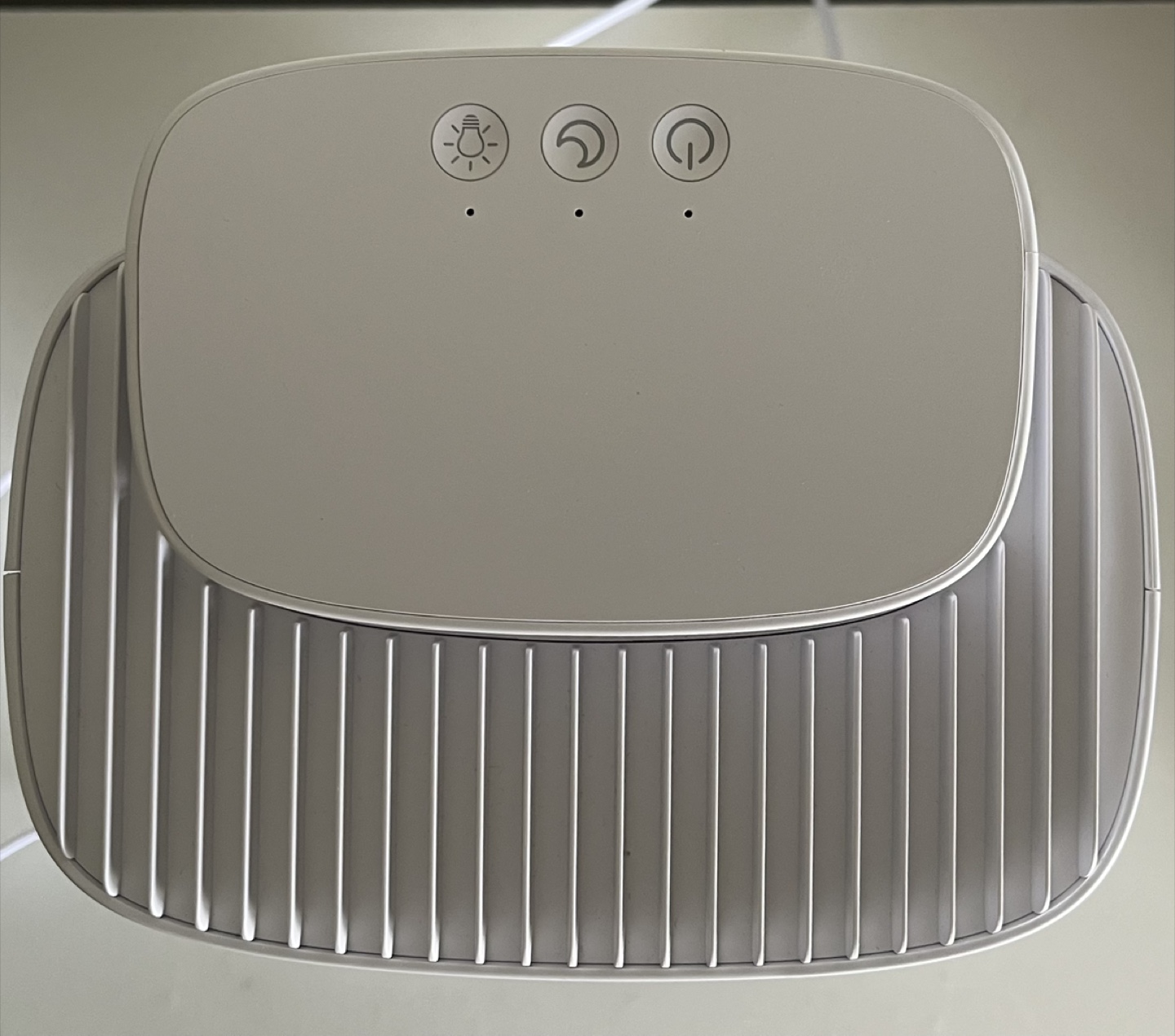 KNKA CS06 Dehumidifier - Like New! - photo 3