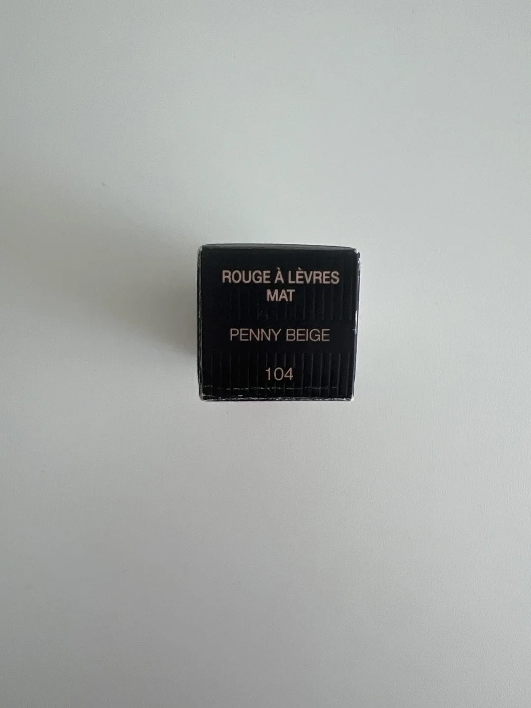 Gucci Rouge à Lèvres Mat Lipstick - Penny Beige 104 image indicator(3)