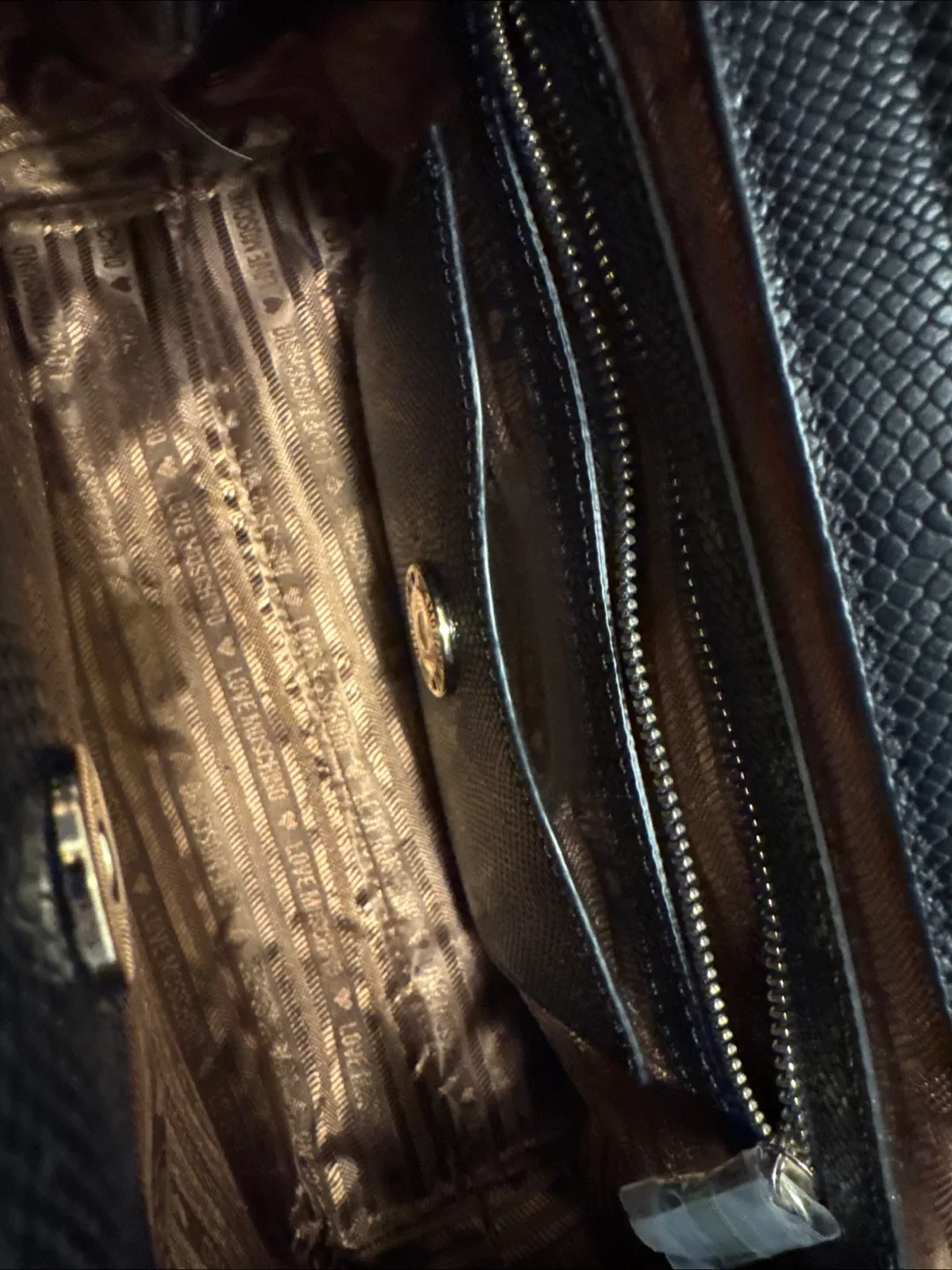 Love Moschino Black Shoulder Bag image indicator(4)