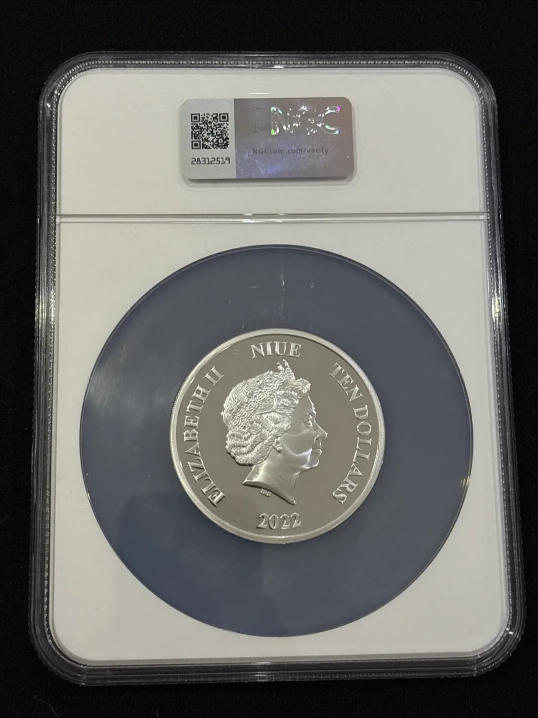 2022 Niue S$10 Batman Classic Coin (Jumbo Slab) image indicator(2)