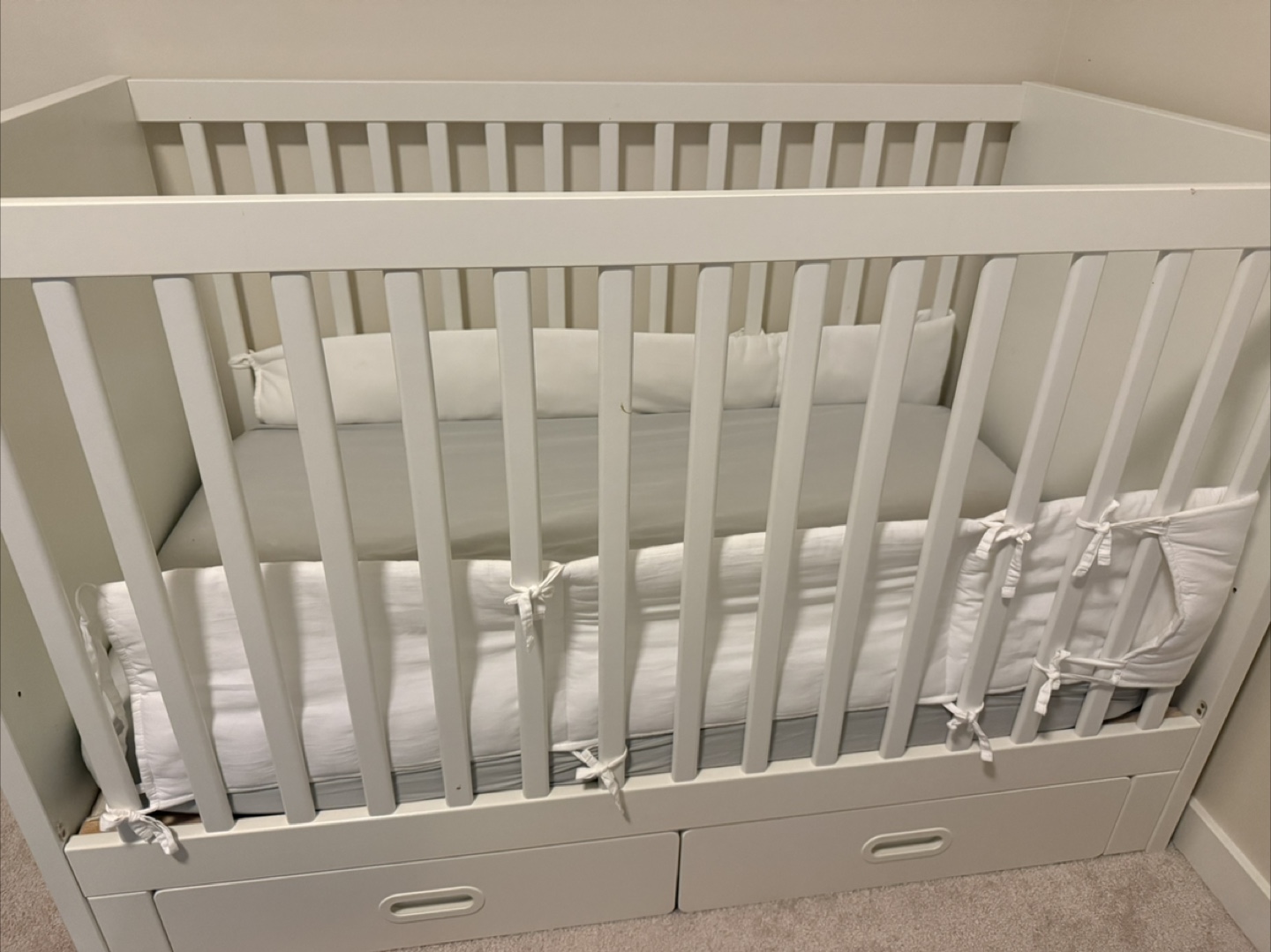 Ikea Sundvik White Crib with Mattress - photo 3