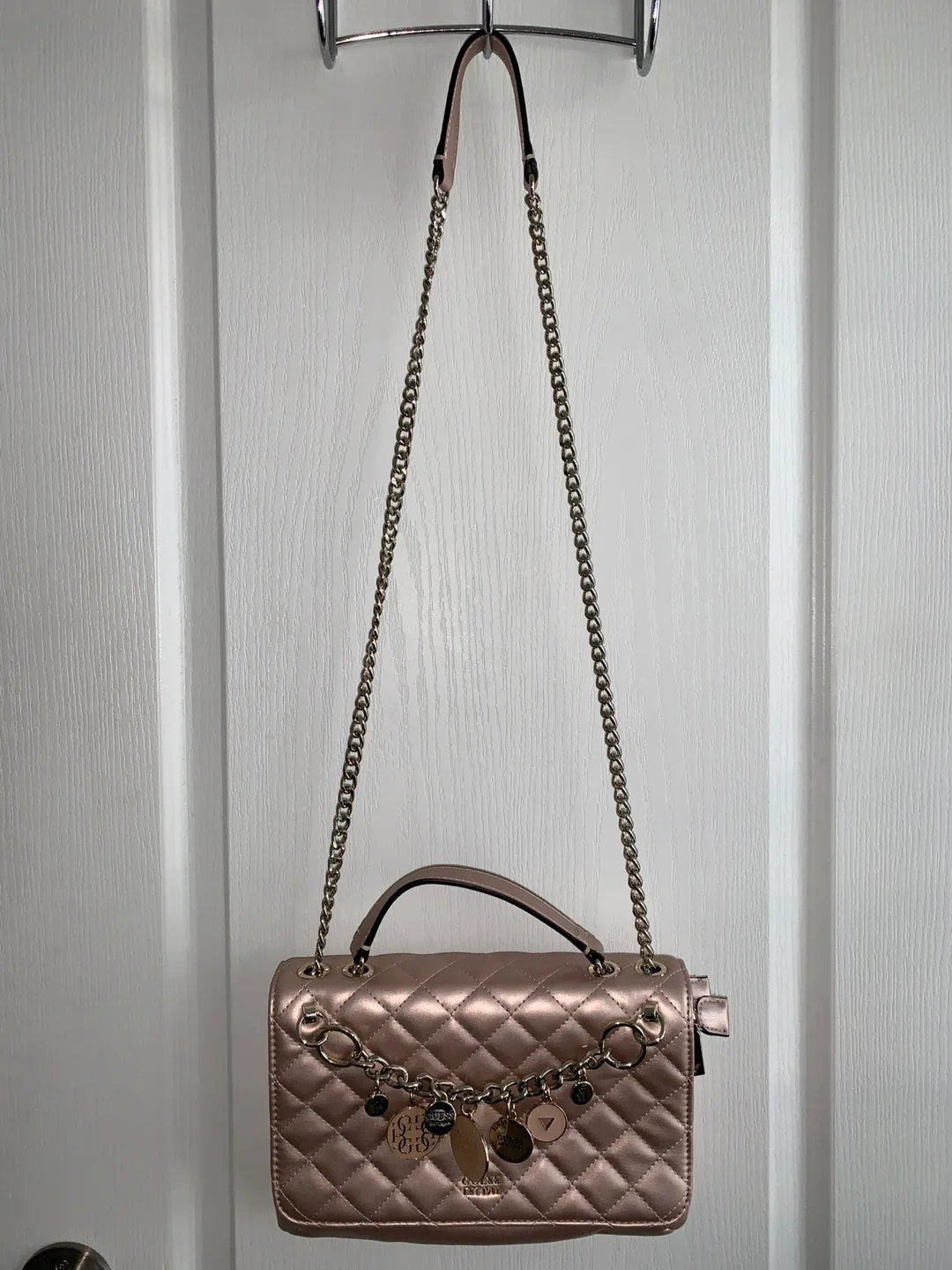 Guess Quilted Purse with Chain image indicator(2)