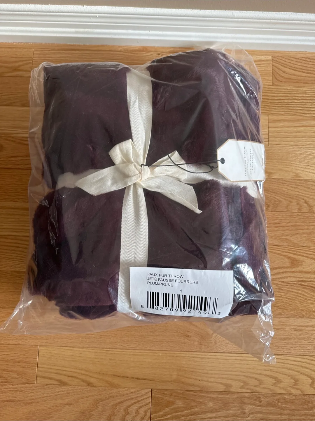 Indigo Faux Fur Throw - Plum/Prune thumbnail