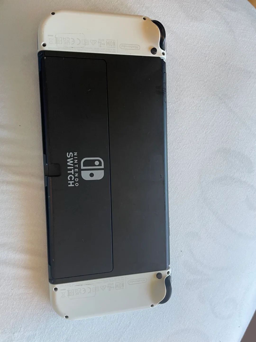 Nintendo Switch OLED White image indicator(4)